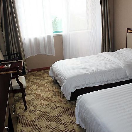 China Rushan Champs Elysees Hotel Shandong Eksteriør billede