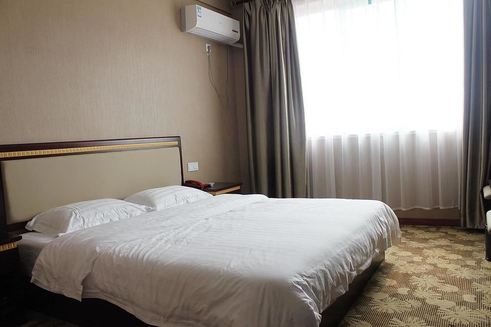 China Rushan Champs Elysees Hotel Shandong Eksteriør billede