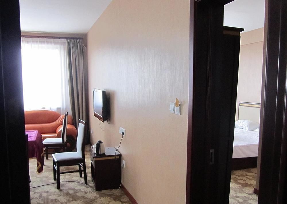 China Rushan Champs Elysees Hotel Shandong Eksteriør billede